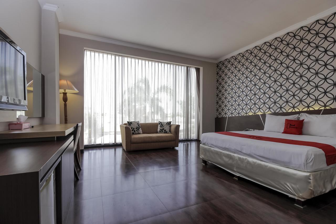 Reddoorz Plus Near Grage City Mall Cirebon Dış mekan fotoğraf