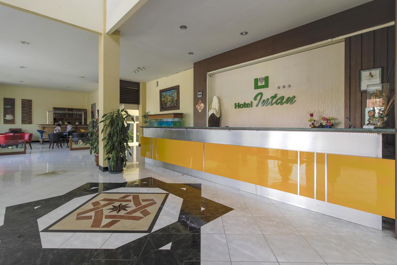 Reddoorz Plus Near Grage City Mall Cirebon Dış mekan fotoğraf