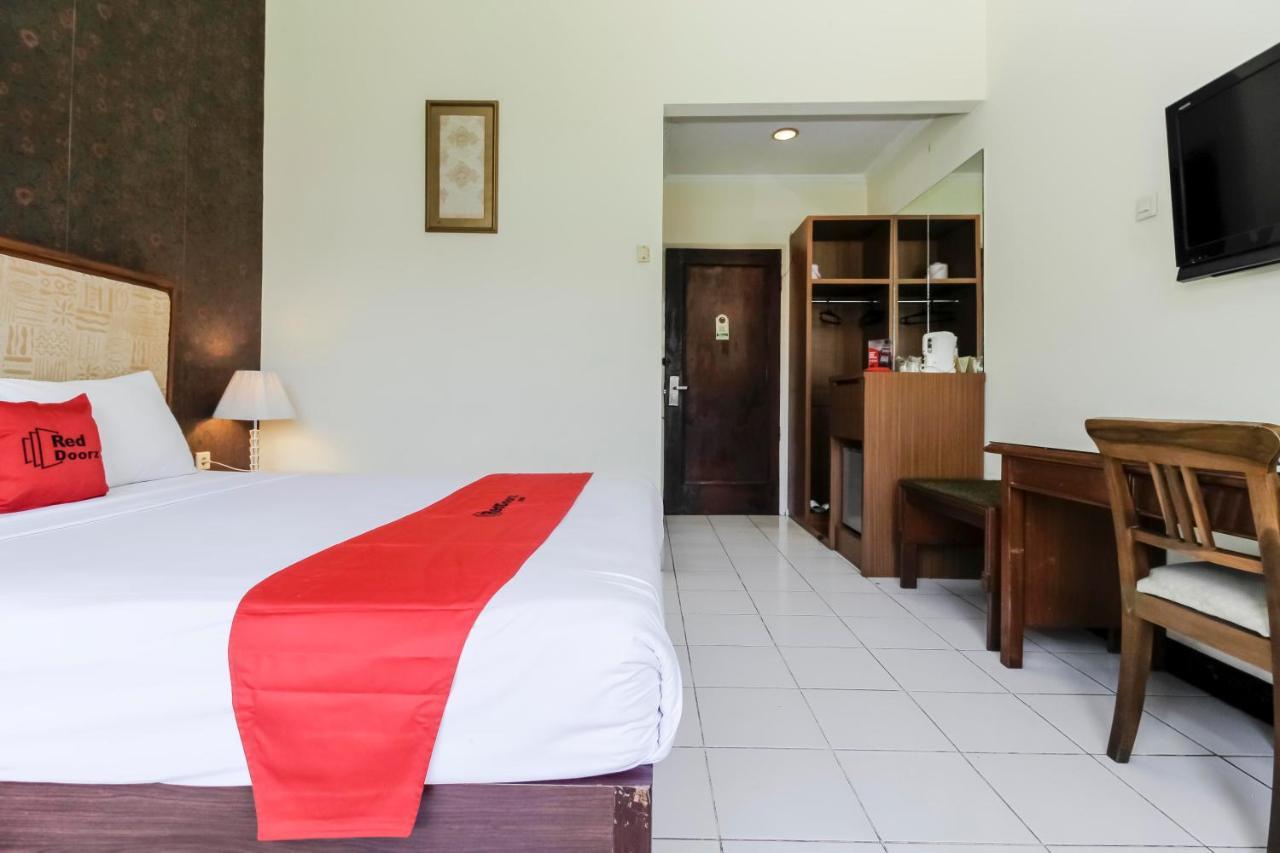 Reddoorz Plus Near Grage City Mall Cirebon Dış mekan fotoğraf