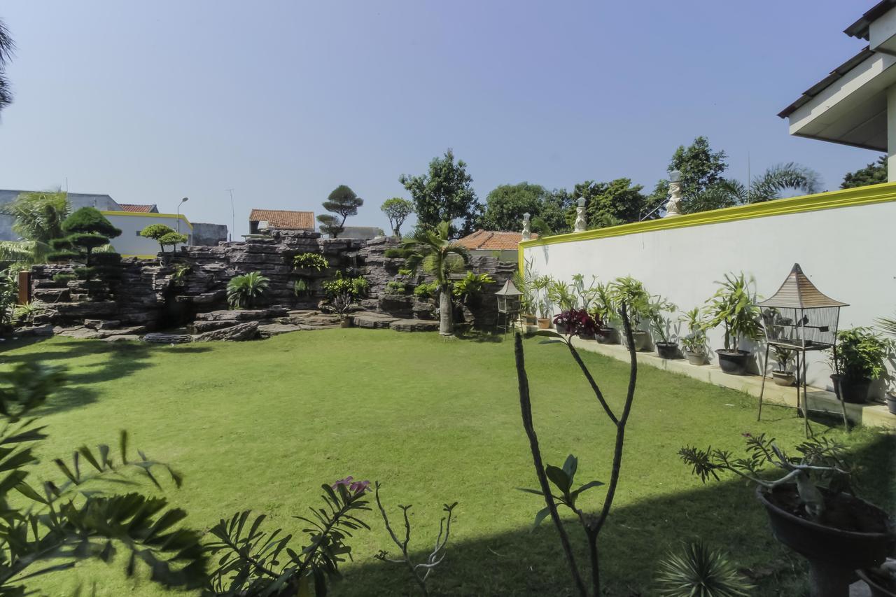 Reddoorz Plus Near Grage City Mall Cirebon Dış mekan fotoğraf