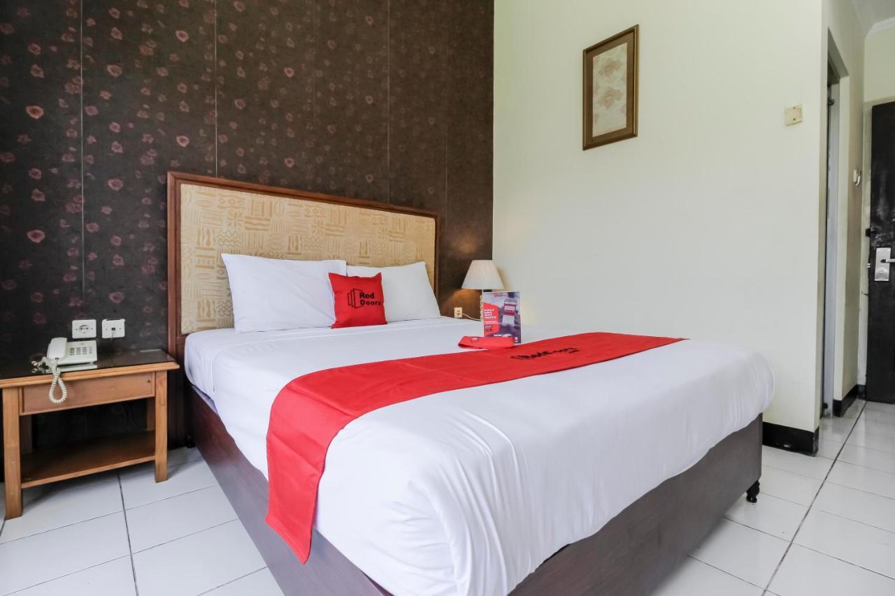 Reddoorz Plus Near Grage City Mall Cirebon Dış mekan fotoğraf
